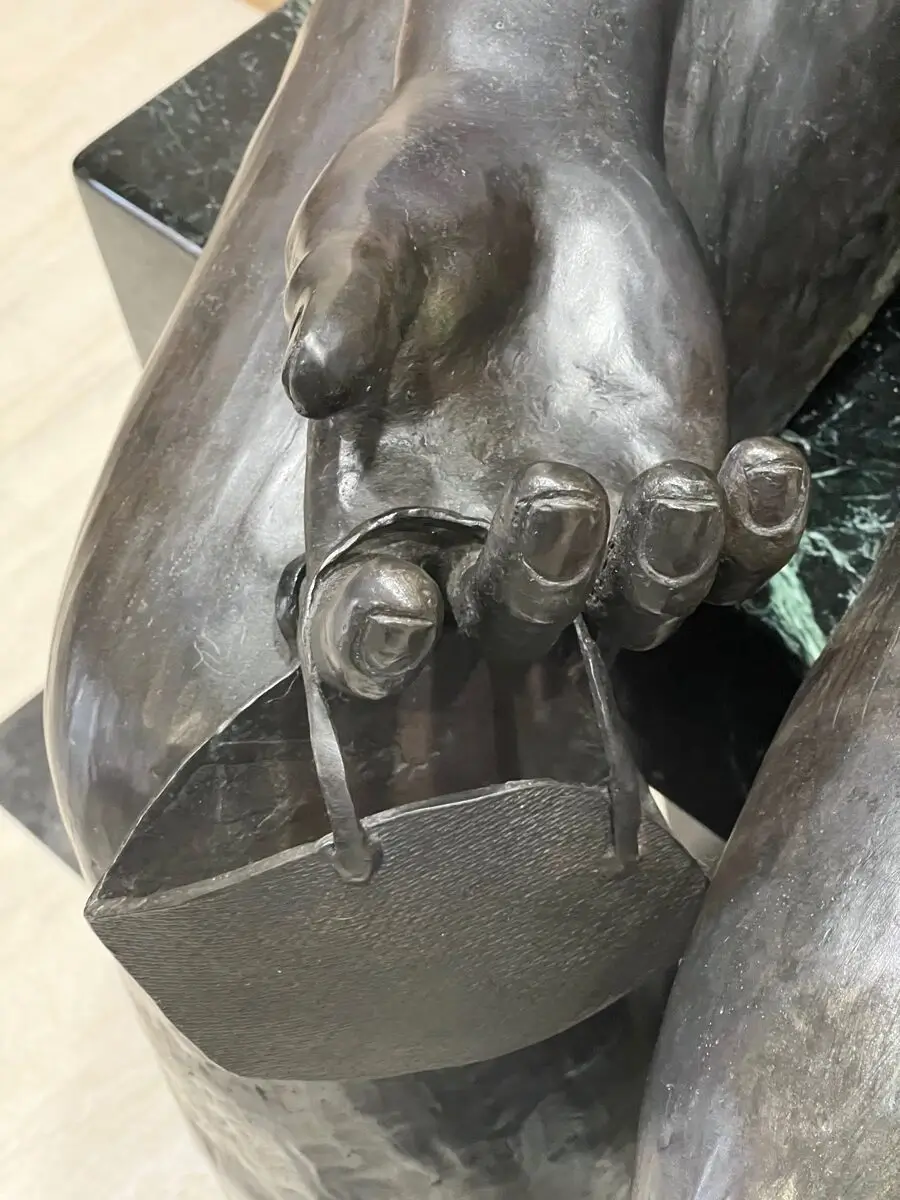 Hearts and Hands – University of Vermont, view 8